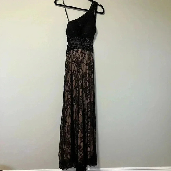 Betsy & Adam black lace floral sheer  sequin asymmetrical gown - Picture 1 of 11